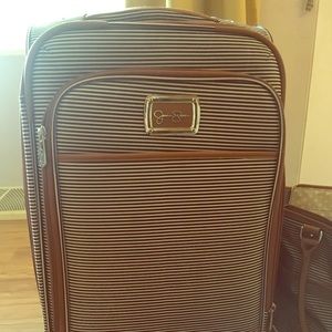 Jessica Simpson travel set